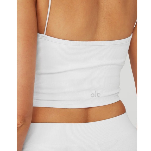 NEW Alo Yoga Goddess bandeau in white. Size small - Picture 3 of 6
